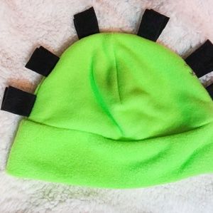 NWT kids dinosaur bright green & black fleece hat!